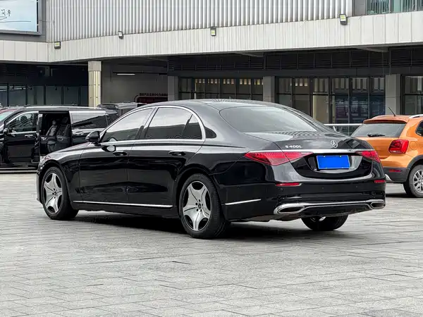 Mercedes-Benz S-Class 2023