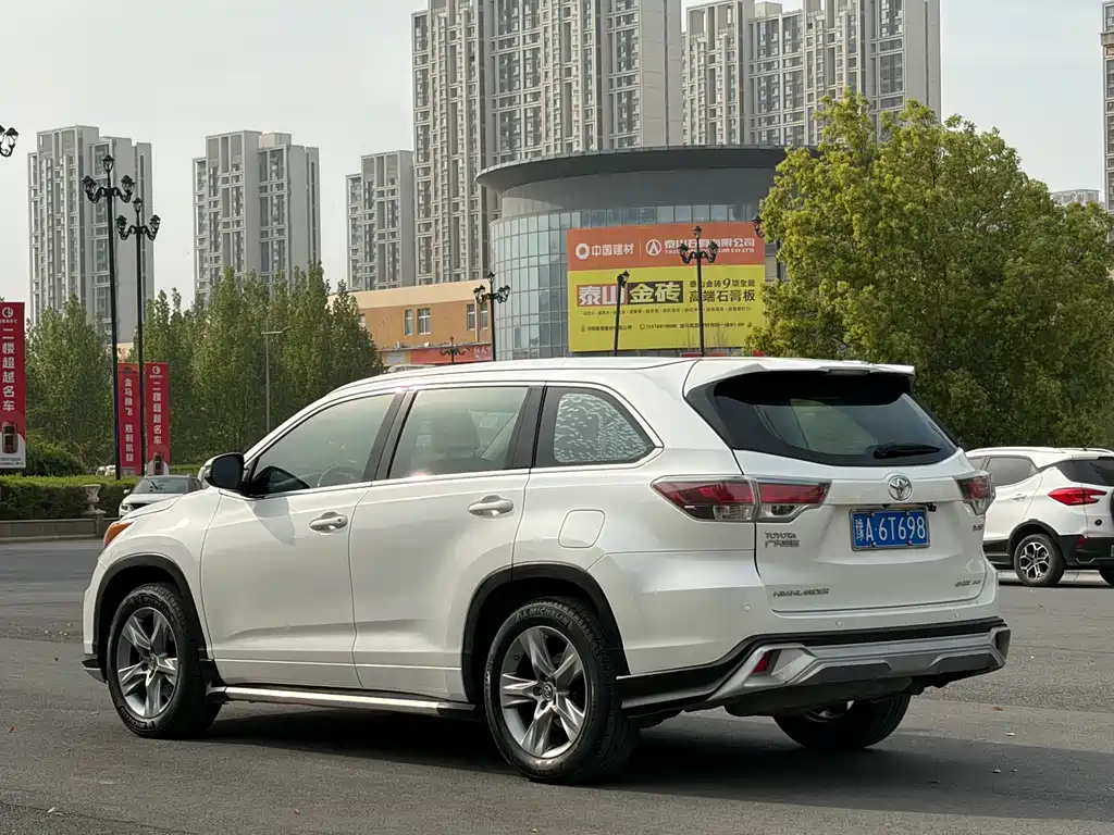 Toyota Highlander 2017 — фото 22