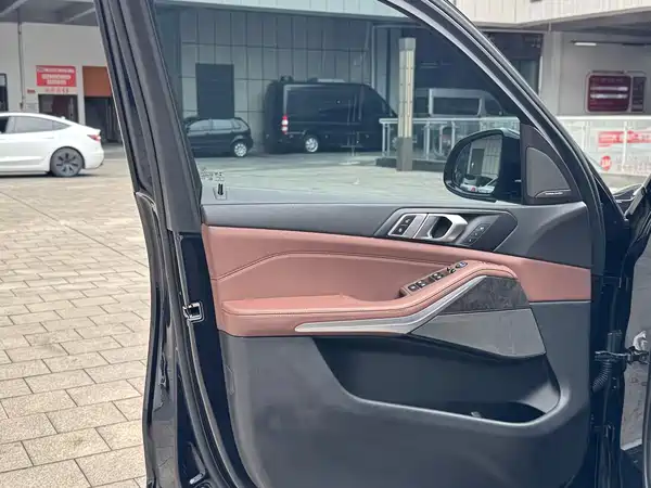 BMW X5 2021