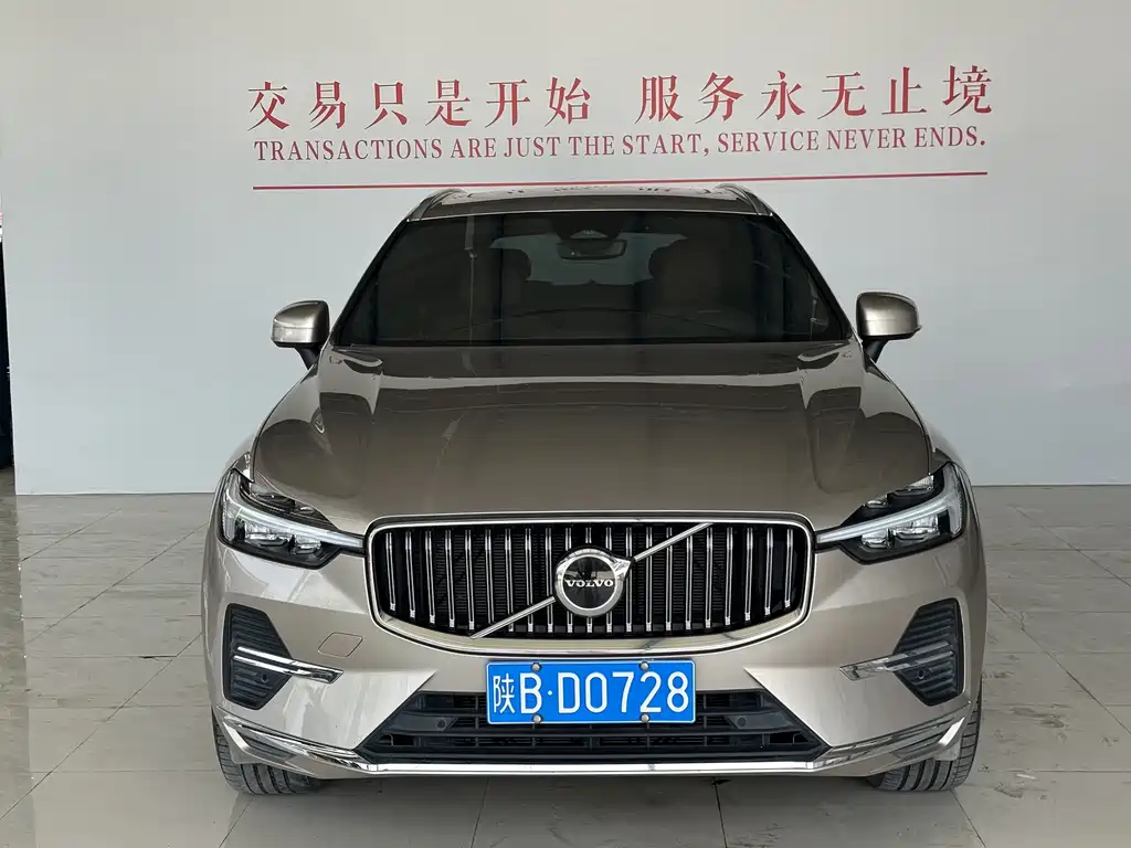 Volvo XC60 2024 — фото 2