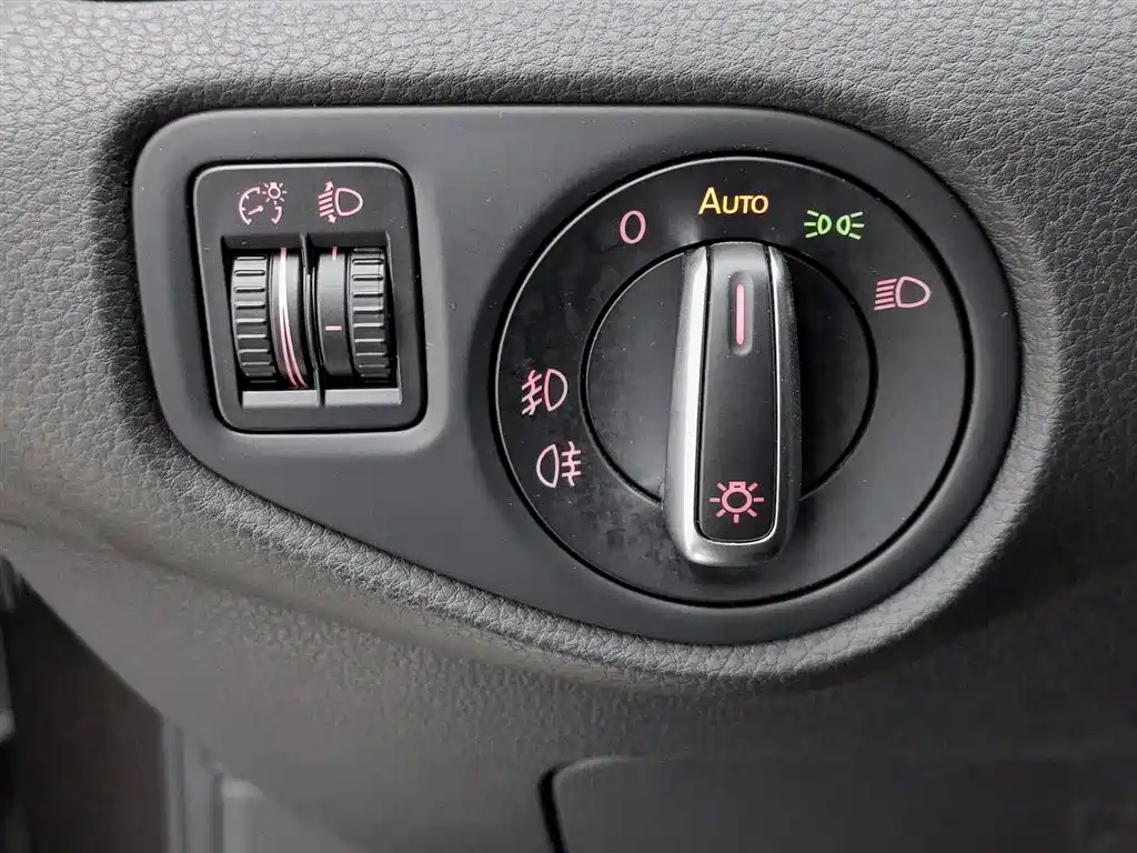 Volkswagen Sharan 2017 — фото 21