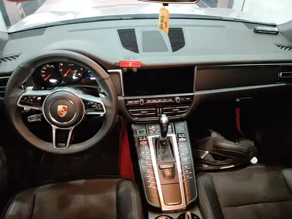 Porsche Macan 2018