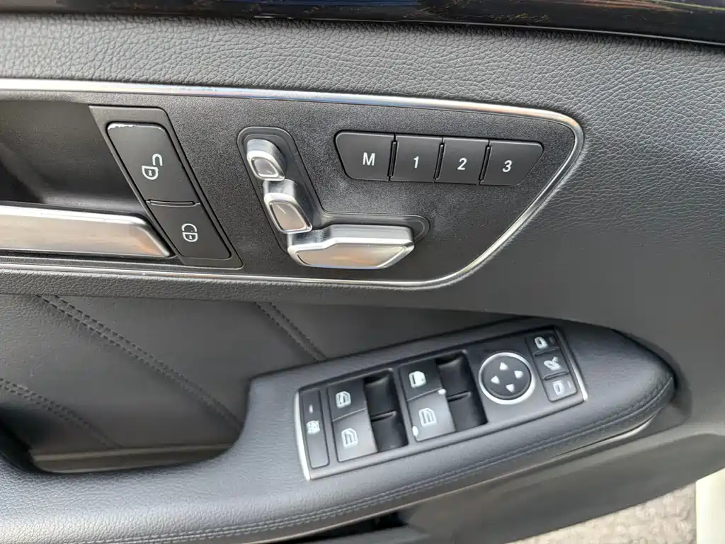 Mercedes-Benz E-Class 2015