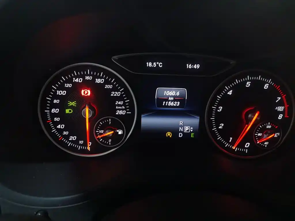 Mercedes-Benz B-Class 2015 — фото 8