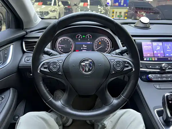 Buick LaCrosse 2023