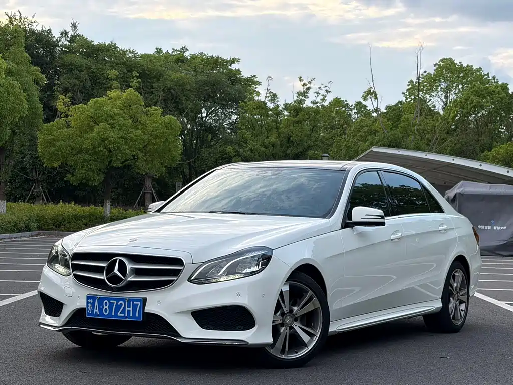 Mercedes-Benz E-Class 2015