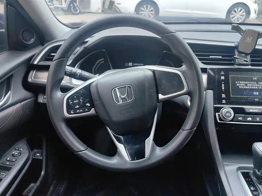 Honda Civic 2020 — фото 15