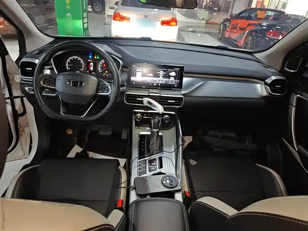 Geely Binyue 2020