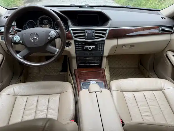 Mercedes-Benz E-Class 2012