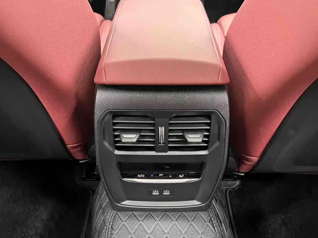 BMW 4 Series 2025 — фото 15