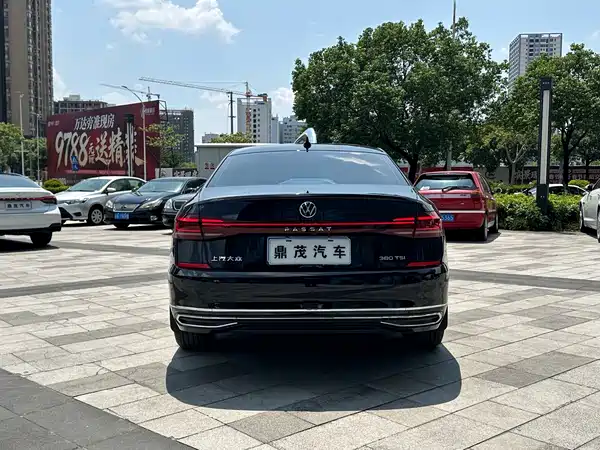 Volkswagen Passat 2024