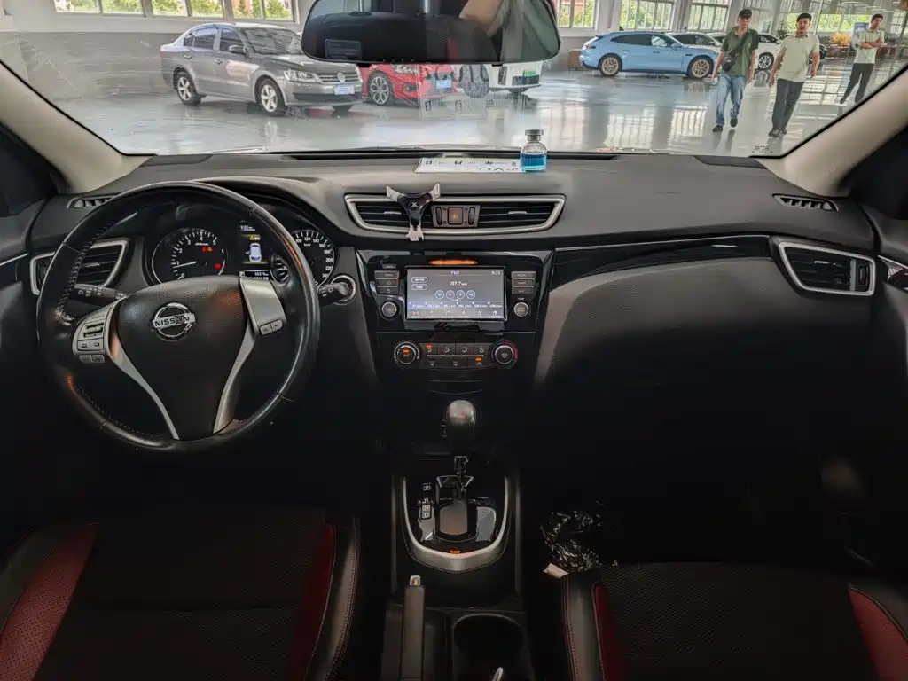 Nissan Qashqai 2018 — фото 9