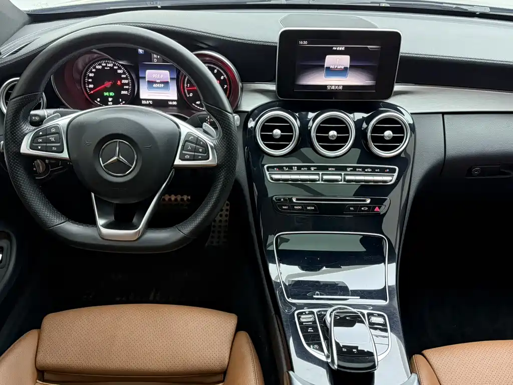Mercedes-Benz C-Class 2018 — фото 10