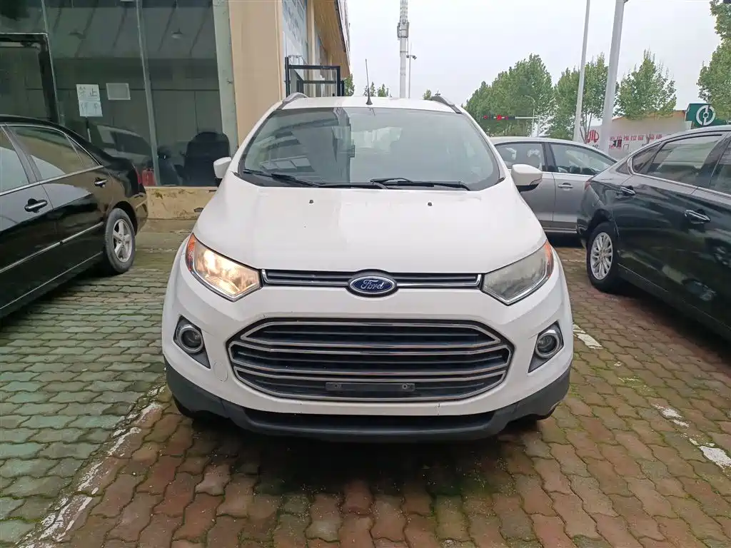 Ford Ecosport 2015 — фото 3