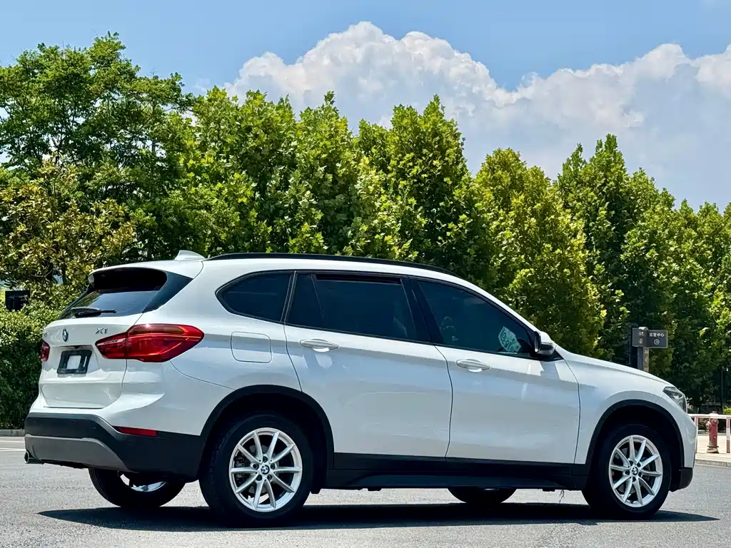 BMW X1 2017 — фото 7