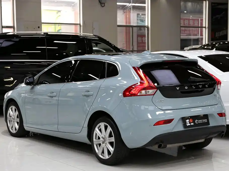 Volvo V40 2018 — фото 20