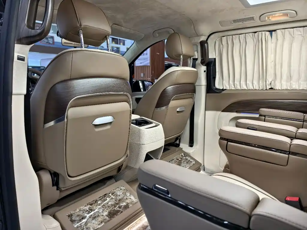 Mercedes-Benz Vito 2021 — фото 11