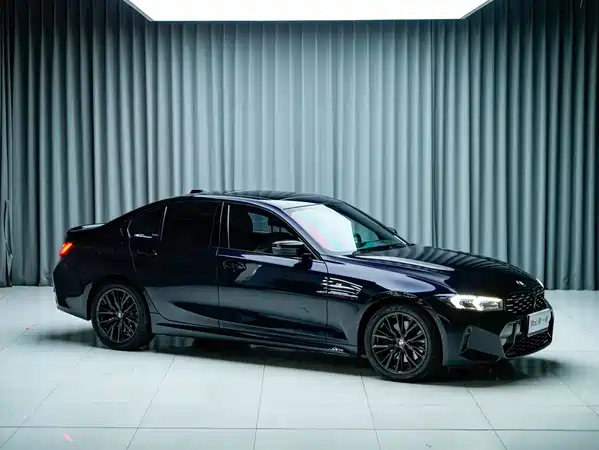 BMW 3 Series 2023