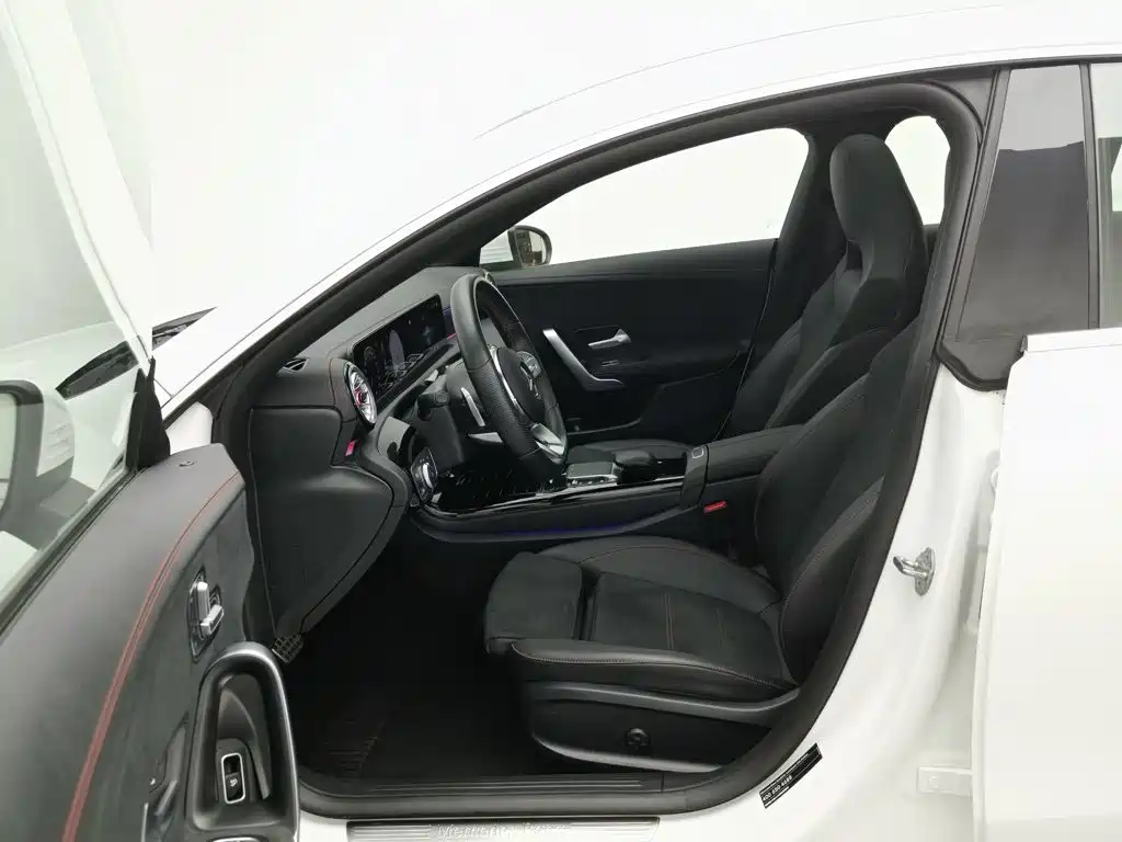 Mercedes-Benz CLA 2021 — фото 10