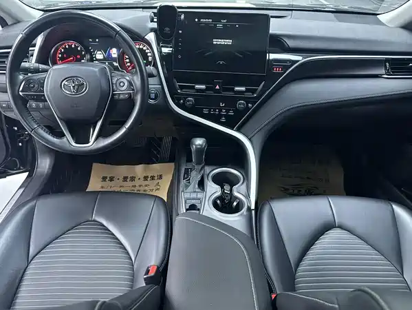 Toyota Camry 2022