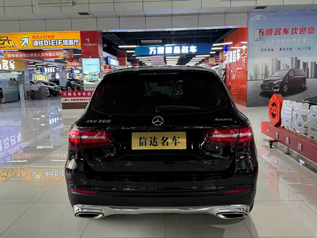 Mercedes-Benz GLC 2016 — фото 13
