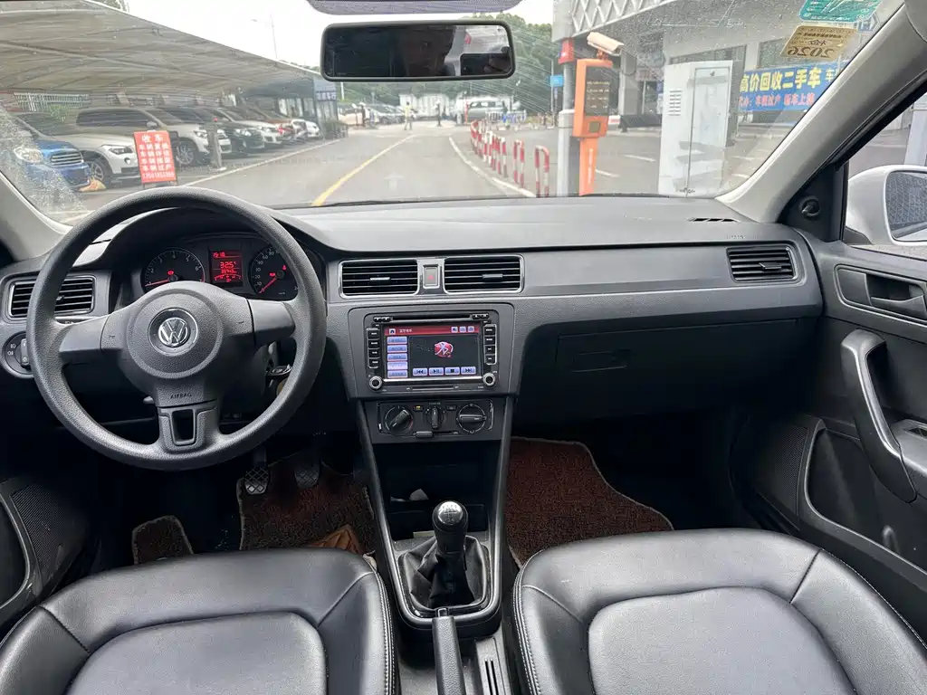 Volkswagen Santana 2016