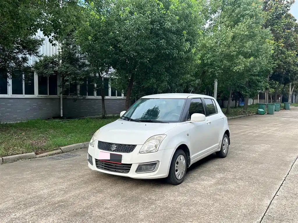 Suzuki Swift 2015