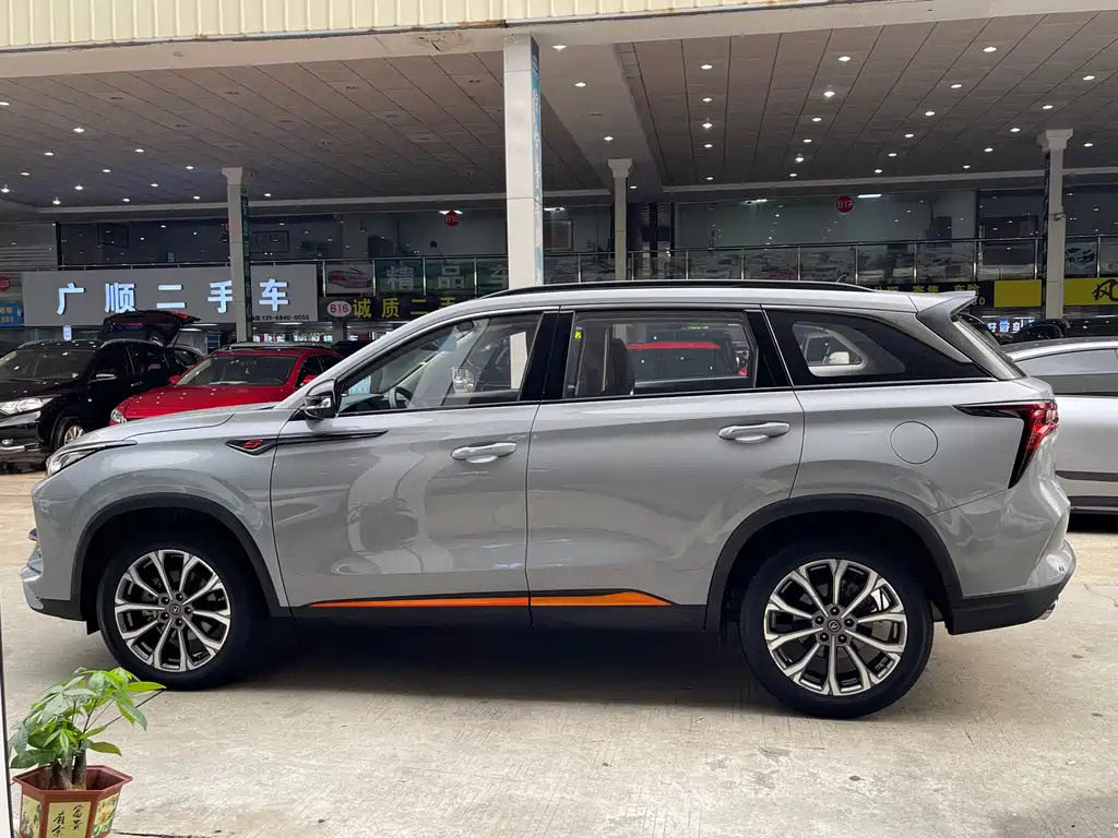 Changan CS75 PLUS 2021 — фото 14