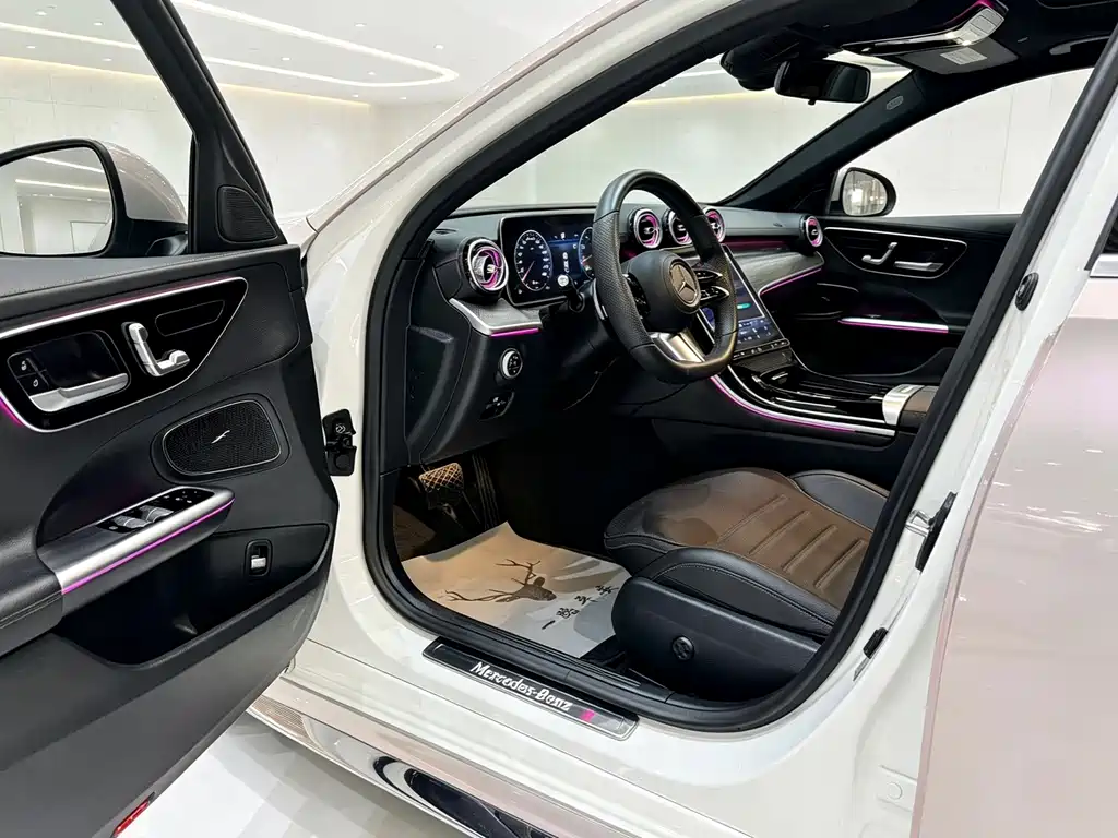 Mercedes-Benz C-Class 2022
