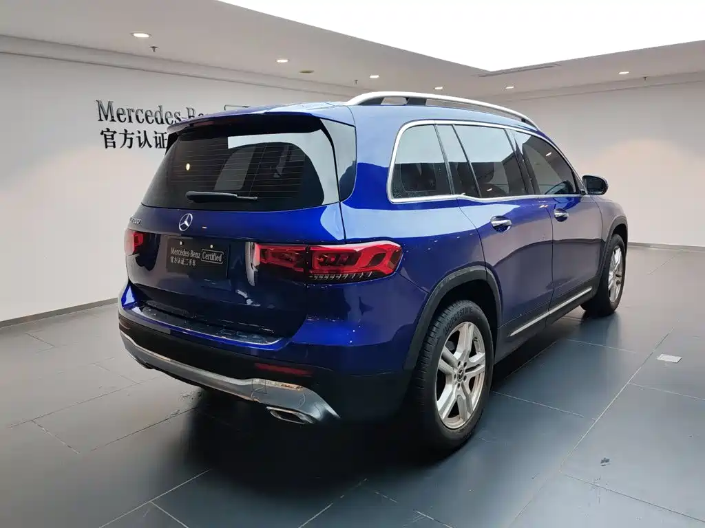 Mercedes-Benz GLB 2021