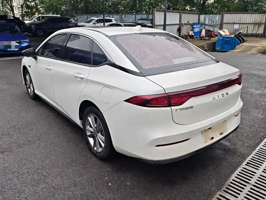 Aion S 2023
