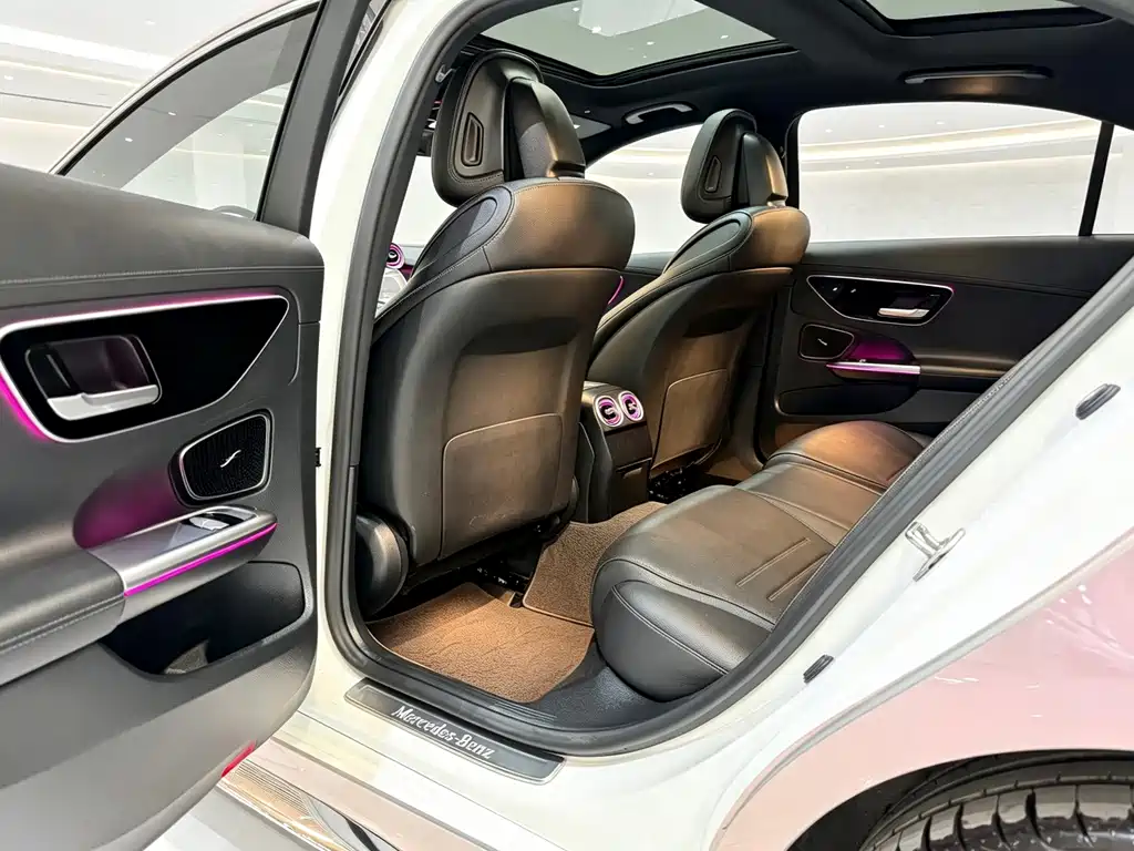 Mercedes-Benz C-Class 2022