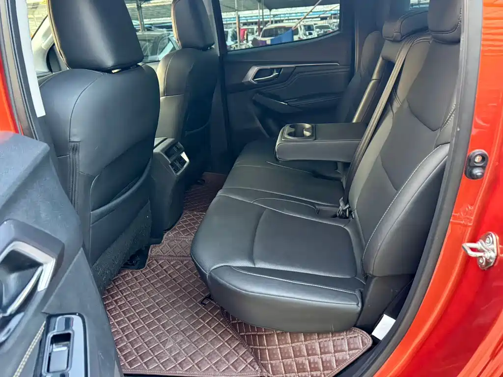 Isuzu D-MAX 2021 — фото 15
