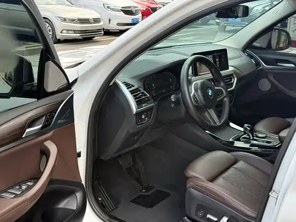 BMW X3 2021