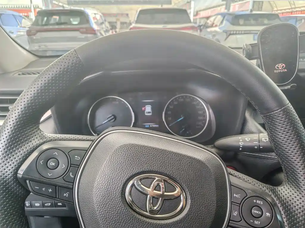 Toyota Wildlander 2022 — фото 11