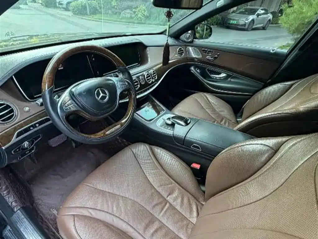 Mercedes-Benz S-Class 2015