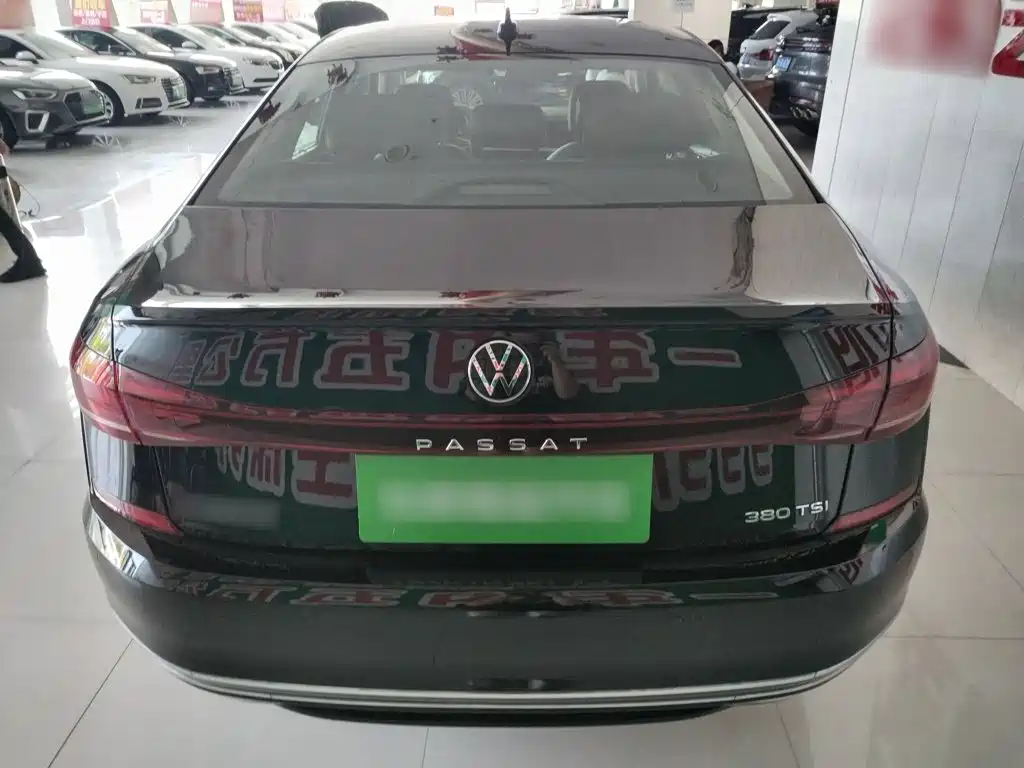Volkswagen Passat 2022