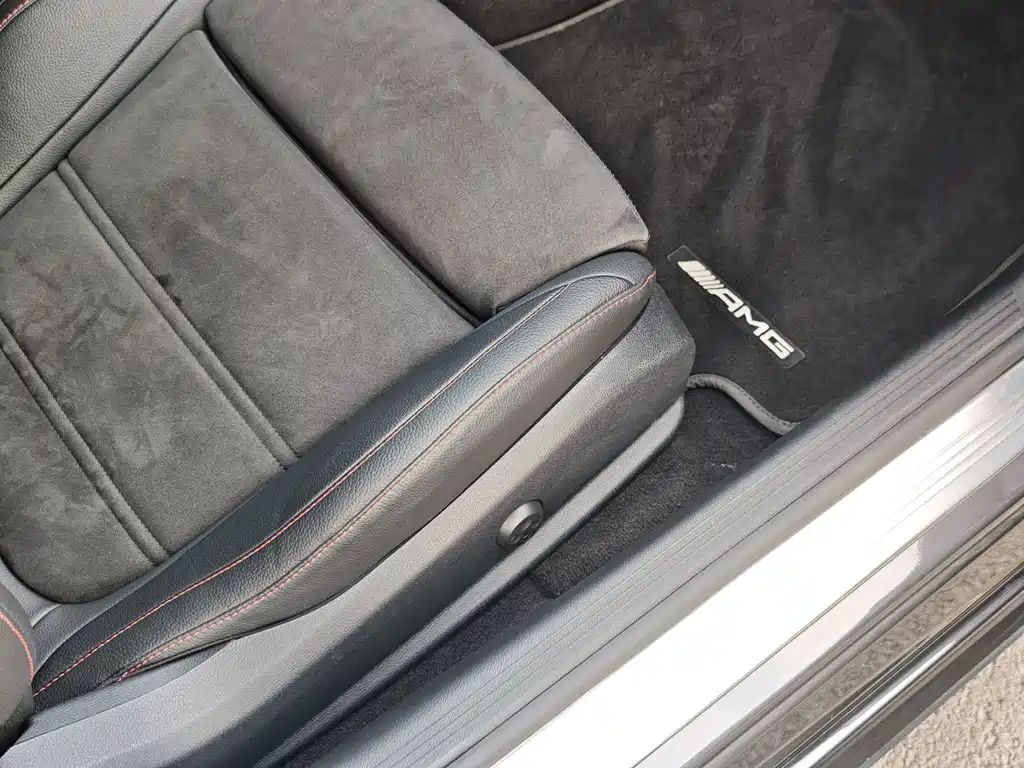 Mercedes-Benz C-Class 2023 — фото 21