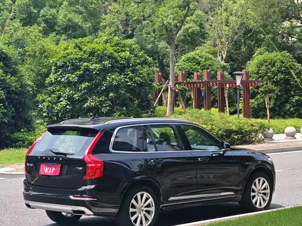 Volvo XC90 2017