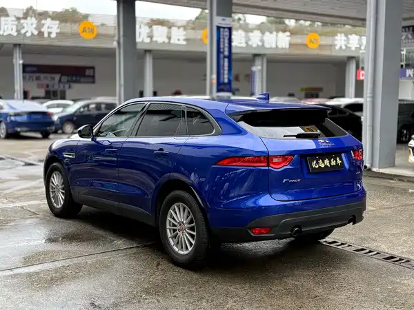 Jaguar F-PACE 2018
