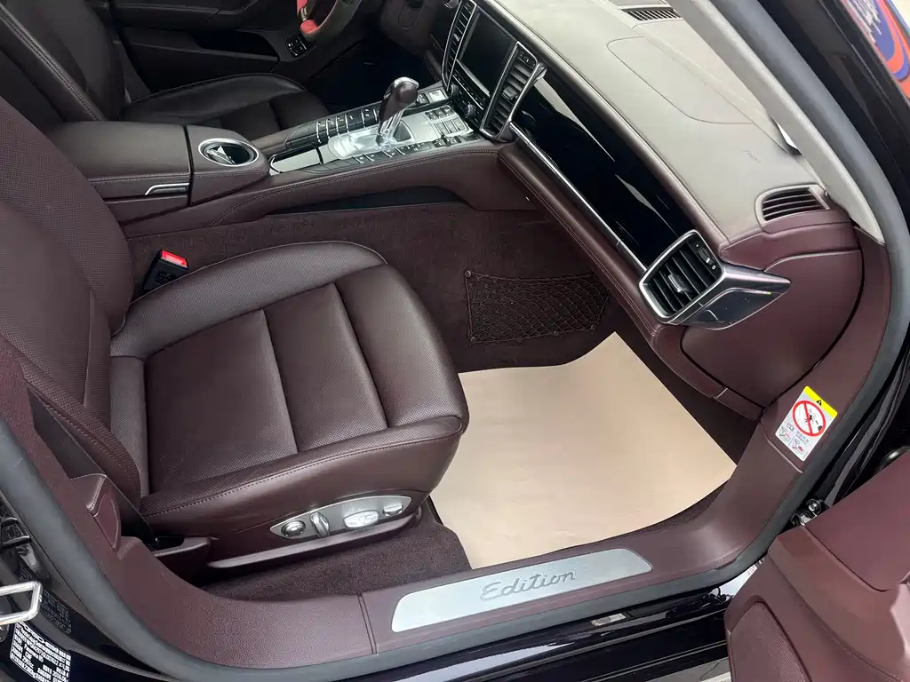 Porsche Panamera 2016 — фото 11