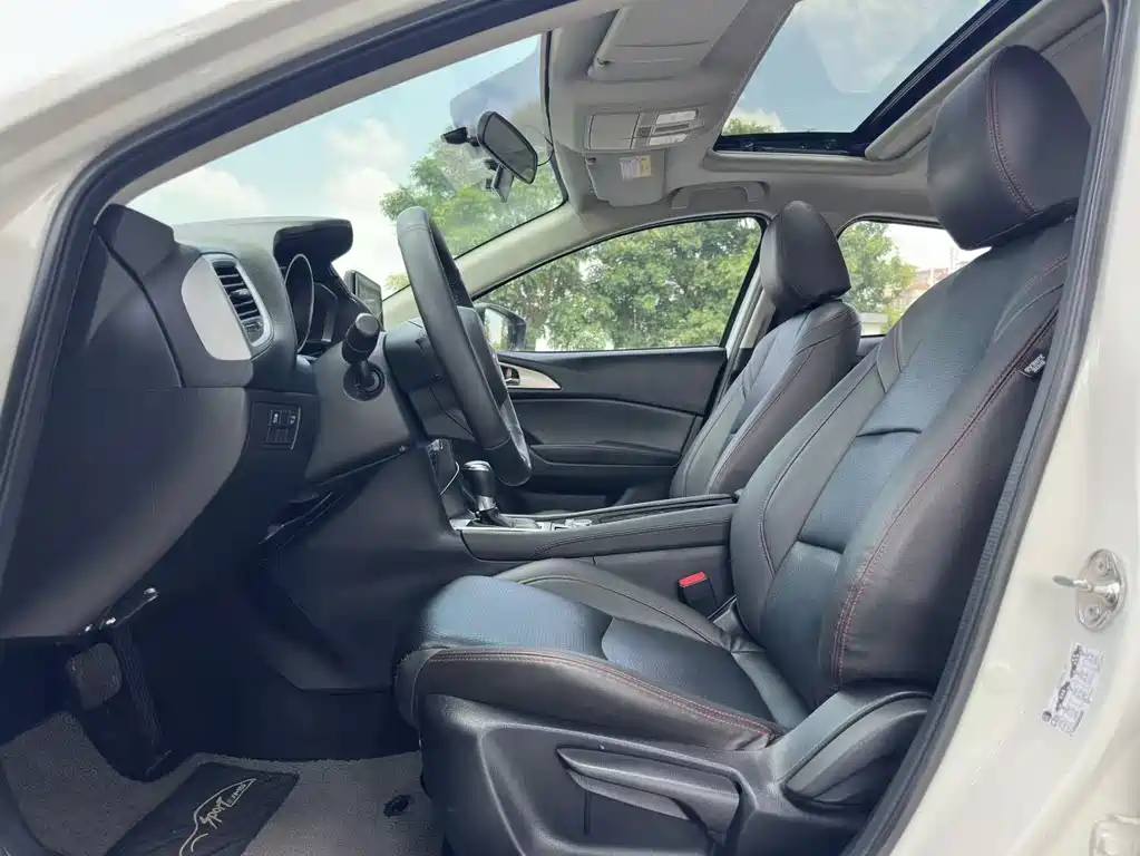 Mazda 3 Axela 2018