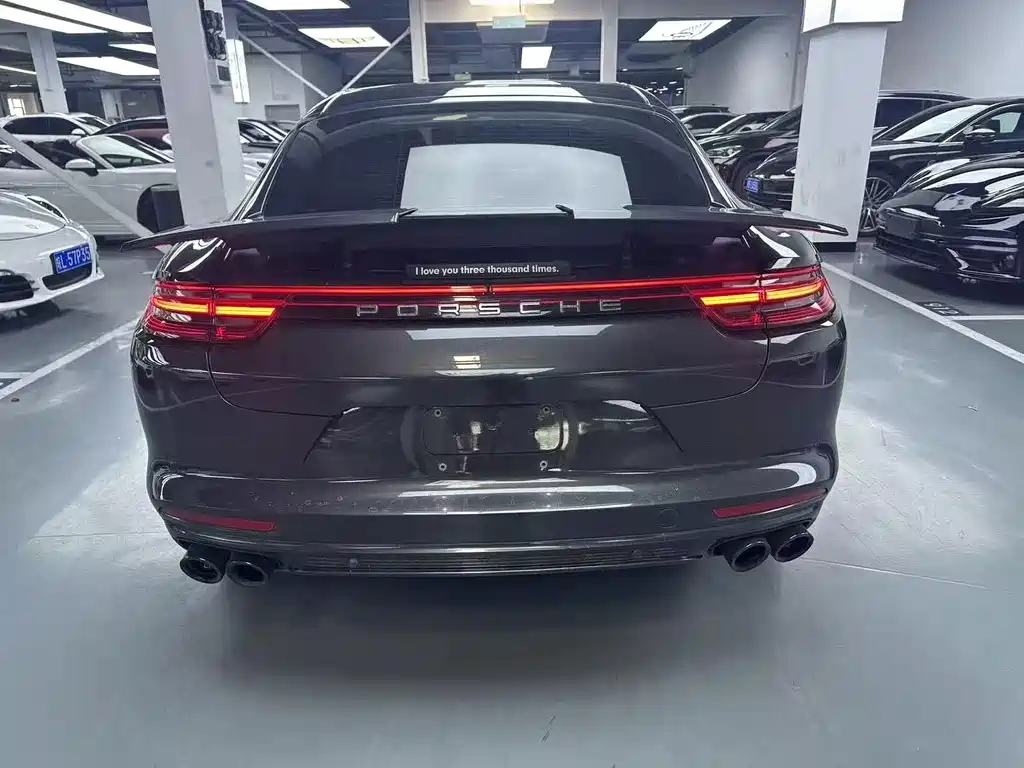 Porsche Panamera 2018 — фото 20