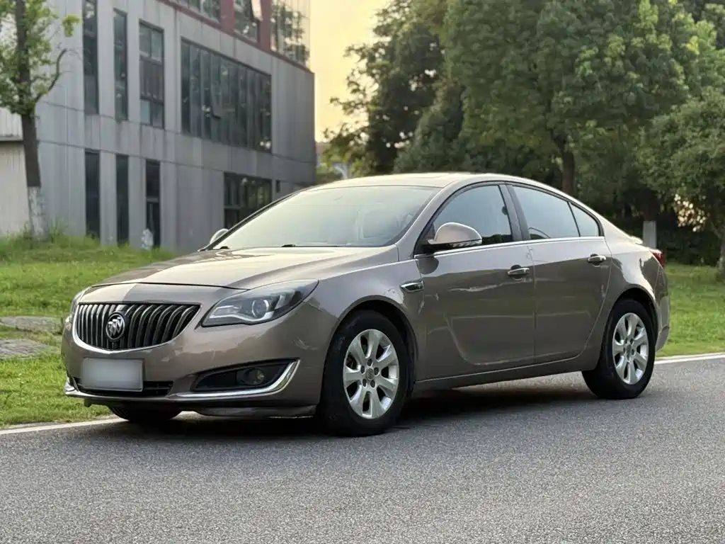 Buick Regal 2016 — фото 2