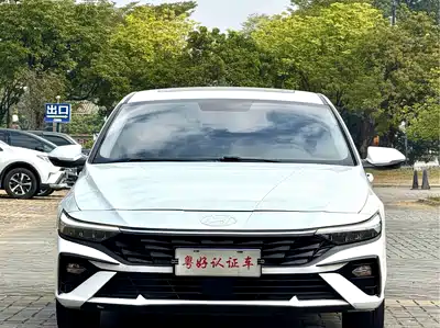 Hyundai Elantra 2024