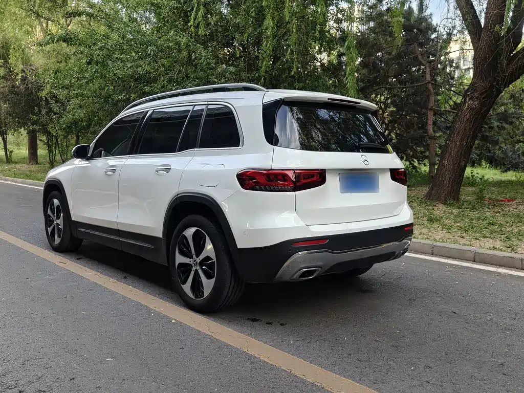 Mercedes-Benz GLB 2021 — фото 16
