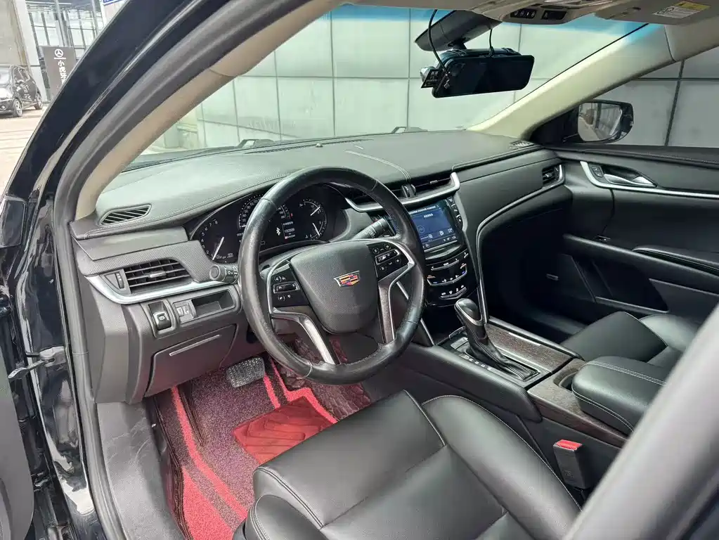 Cadillac XTS 2018 — фото 15
