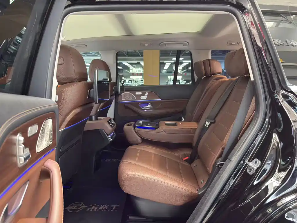 Mercedes-Benz GLS 2024 — фото 15