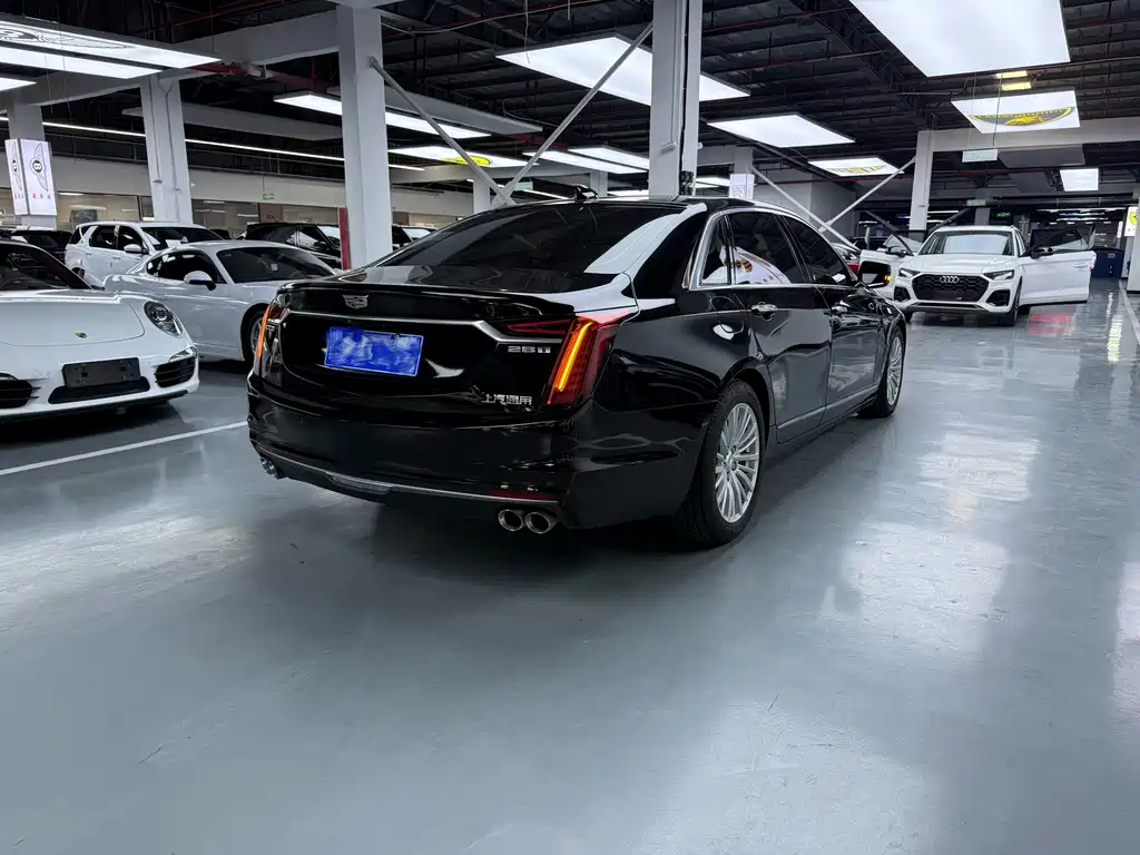 Cadillac CT6 2021 — фото 16