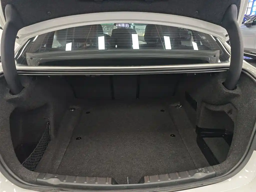 BMW 3 Series 2015 — фото 15